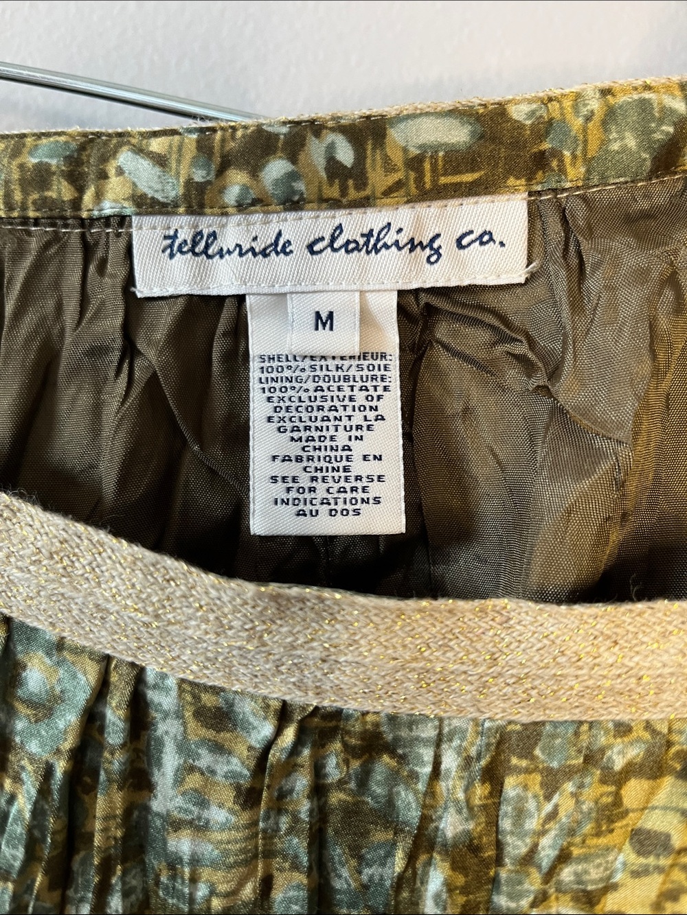 Telluride Sundance vintage 100% crushed silk shiny green gold midi skirt - Picture 5 of 10